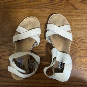 Sketchers memory foam sandals